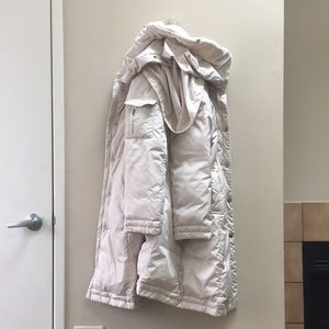 Donna Karan New York (DKNY) White/Black, Gold/ Silver / Rain Coat, Size M